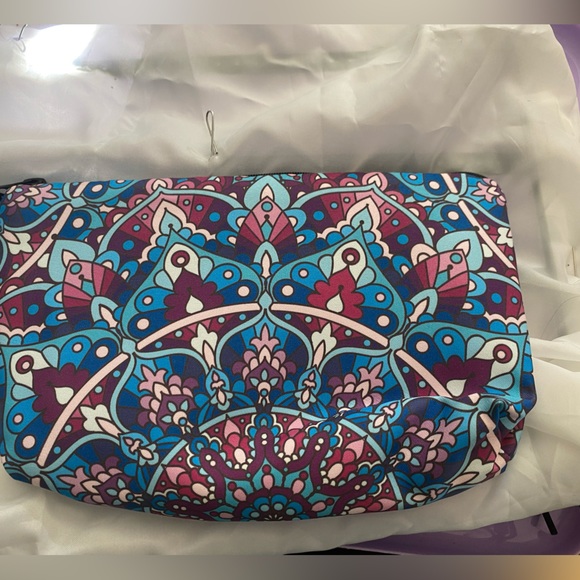 Make up bag - Picture 1 of 2